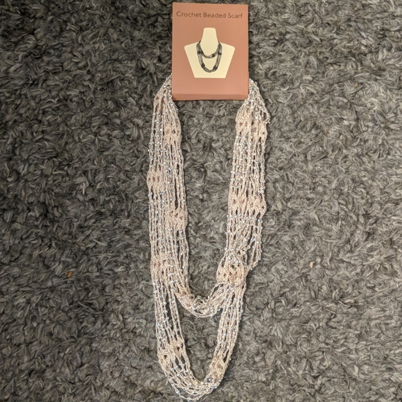 unknown Accessories - Crochet beaded scarf